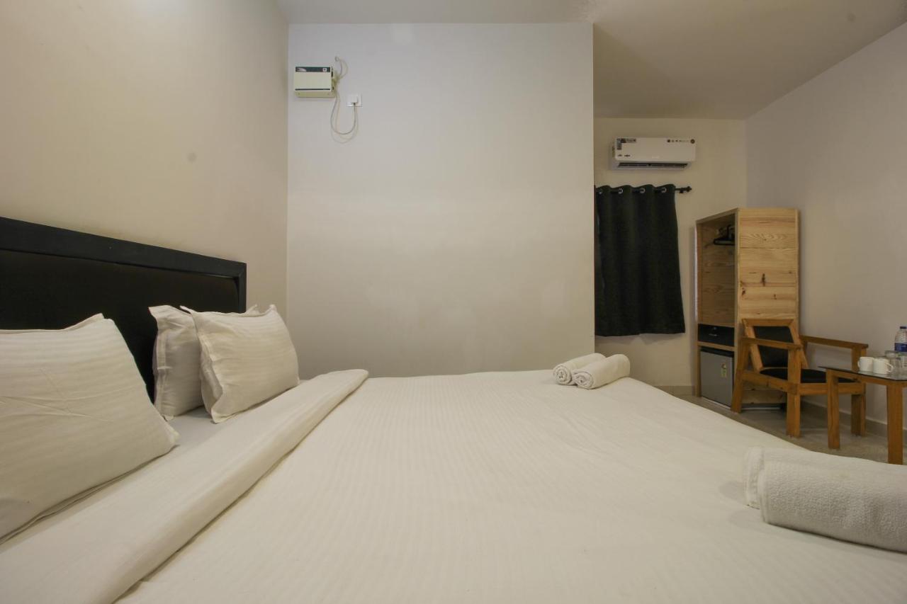 Sky Beach View GOA Екстериор снимка